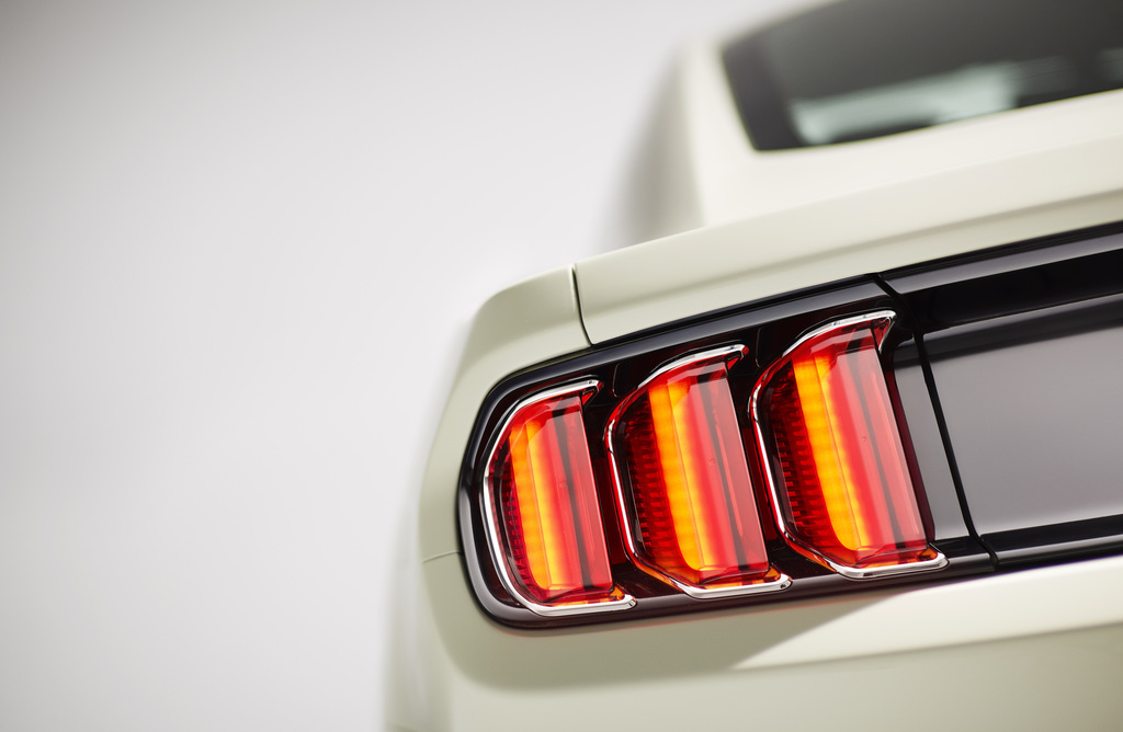 2014_Ford_MustangGT50YearLimitedEdition-4-1024