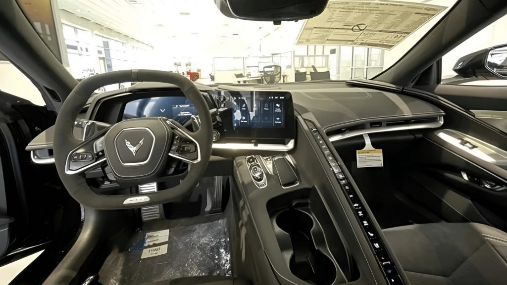 Corvette_Z06-_interior